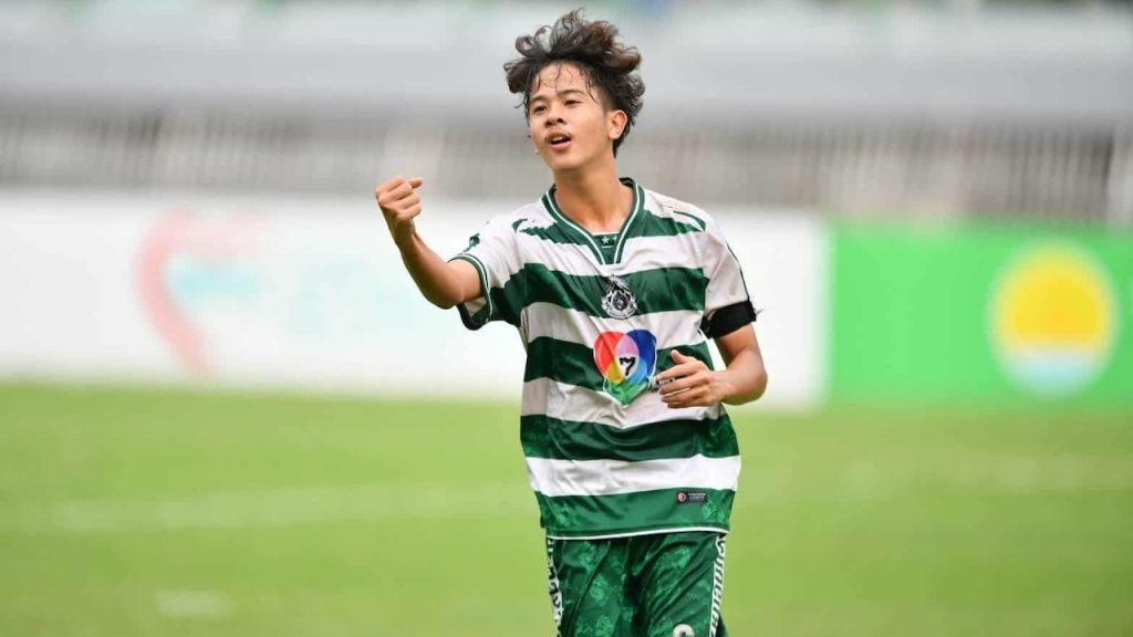 นักเตะ หมอนทองวิทยา